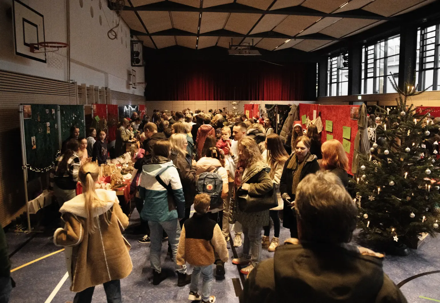 Klosterschule vom Hl Grab Adventsbasar 1