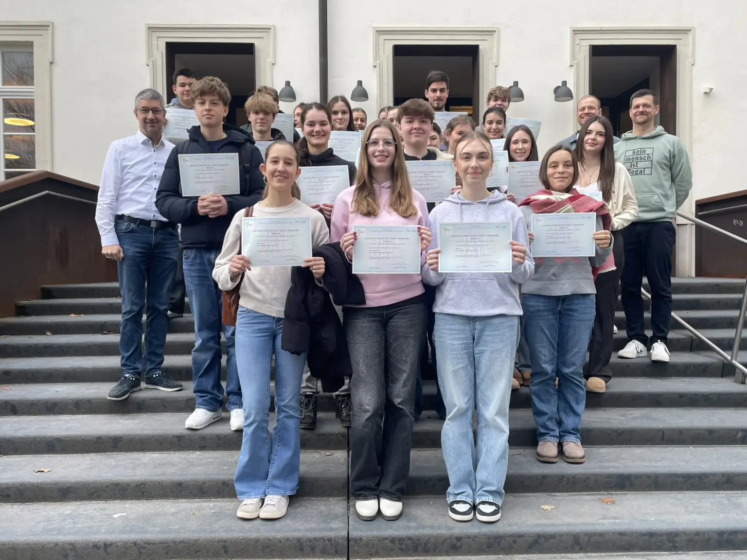 Klosterschule vom Hl Grab DELF Zertifikate 1