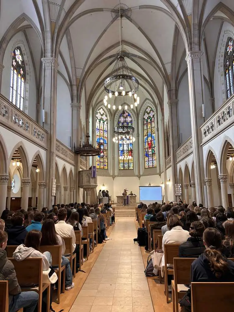 Klosterschule vom Hl Grab Stufengottesdienste 1