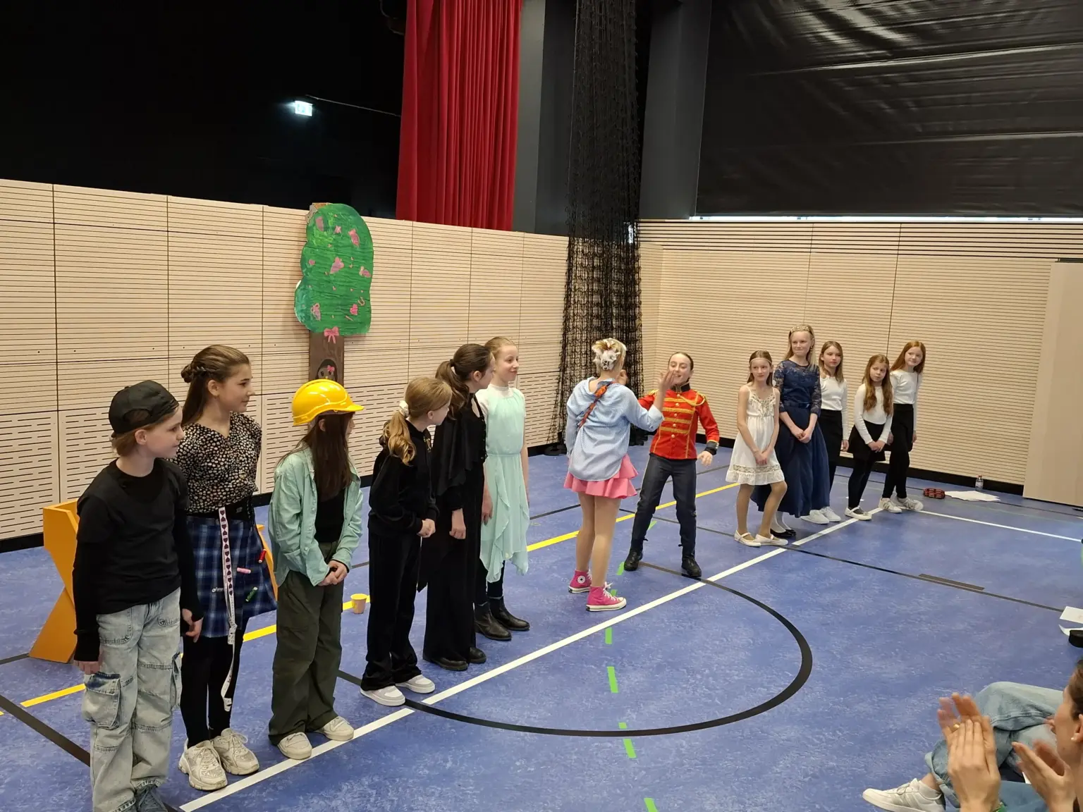 Klosterschule vom Hl Grab Theater AG 9