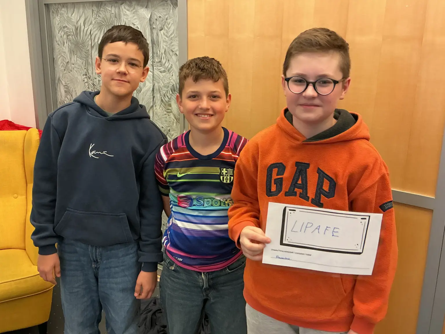 Klosterschule vom Hl Grab WelttagBuch 2