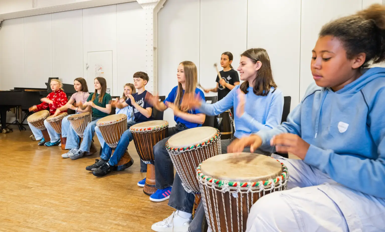 Klosterschule vom hl. Grab 5685 Musik trommeln