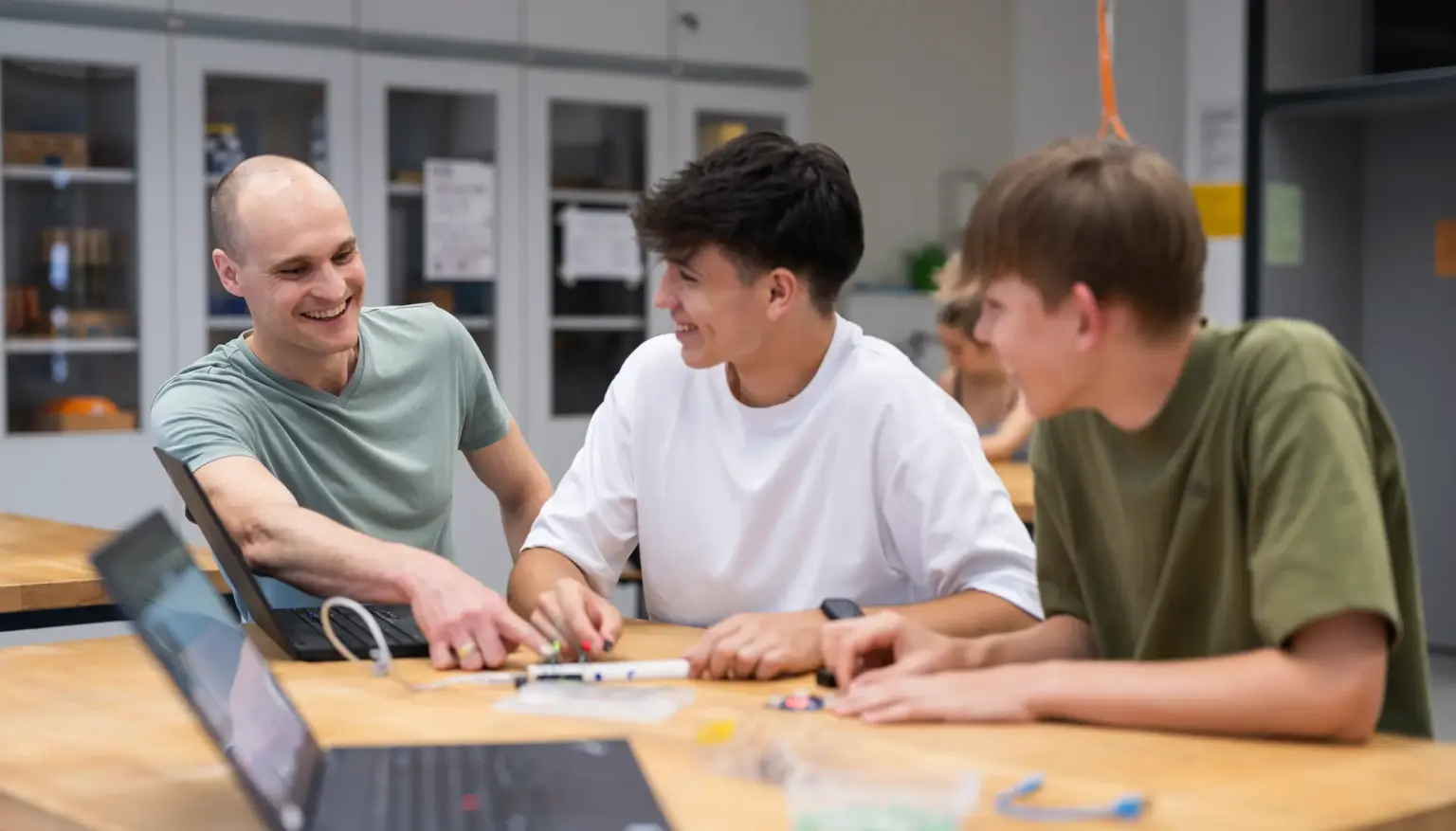 Klosterschule vom hl. Grab 5885 Technik Science