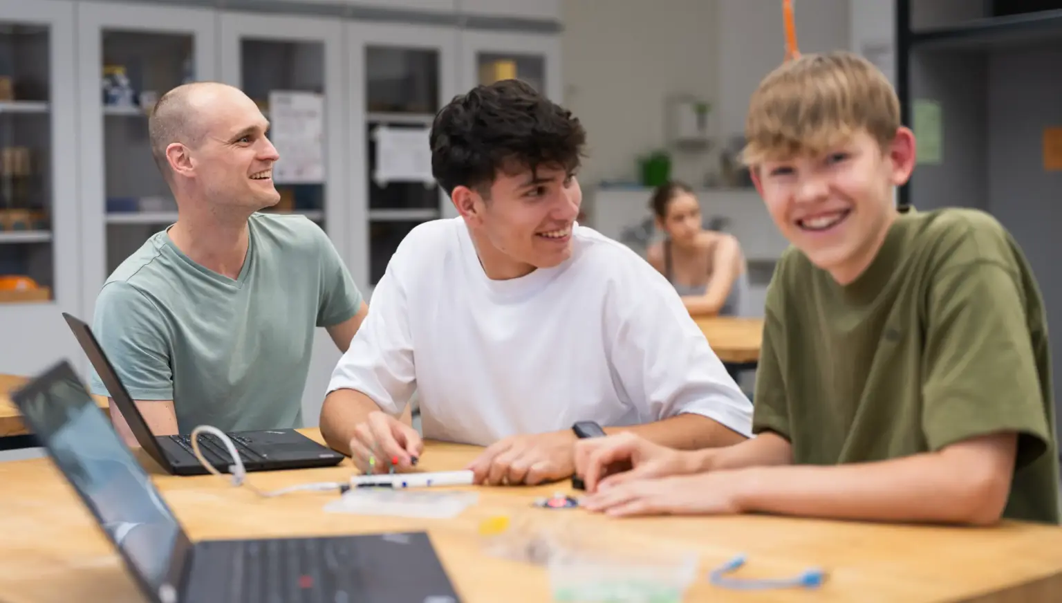 Klosterschule vom hl. Grab 5887 Technik Science