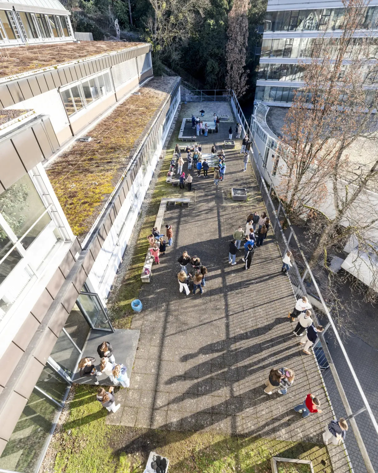 Klosterschule vom hl. Grab 9600 Pause draussen